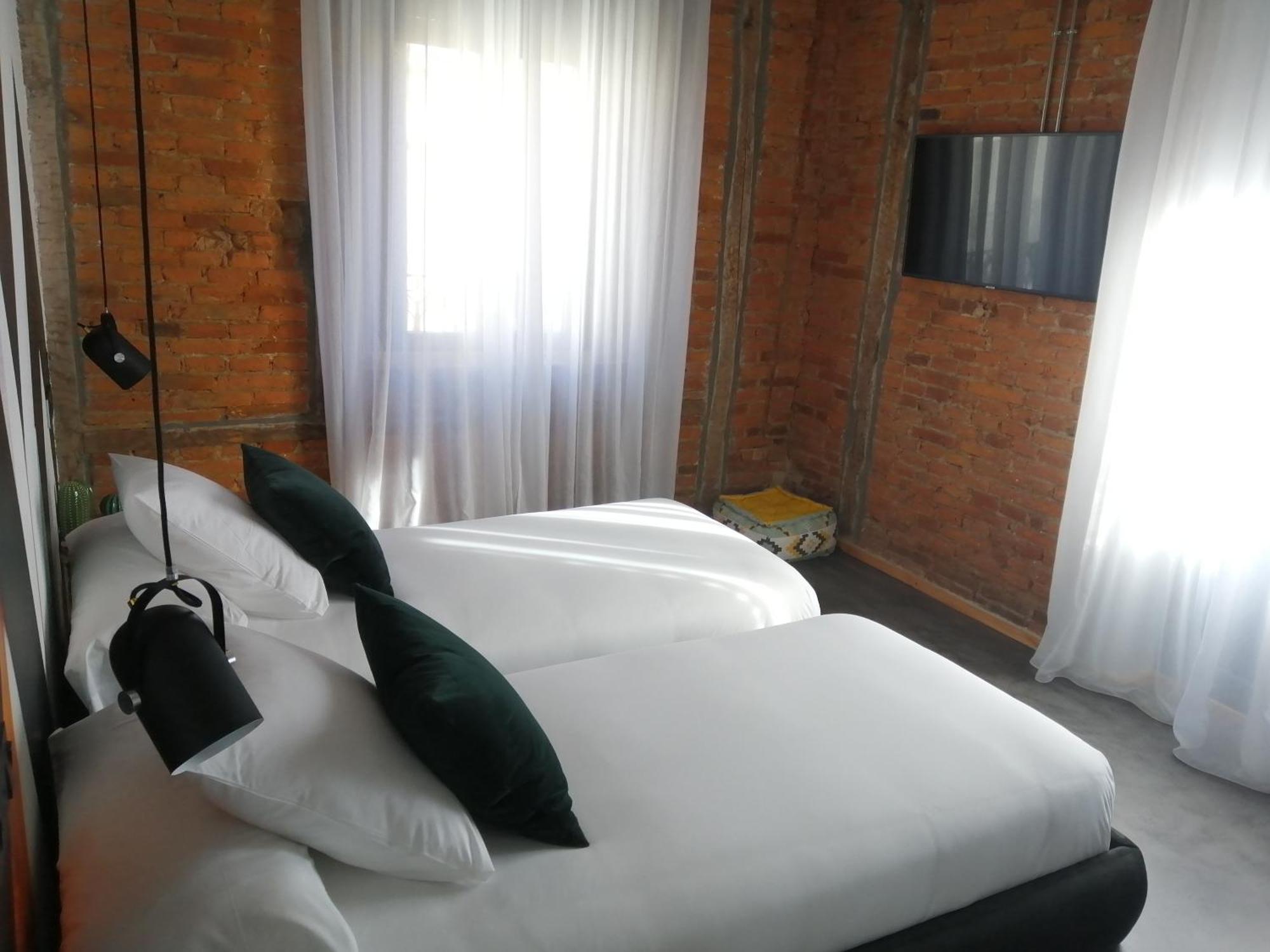 13 Suites León Zewnętrze zdjęcie